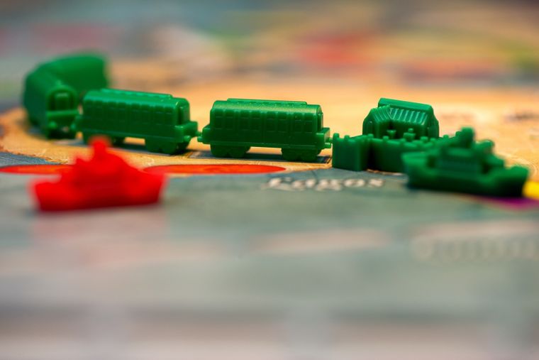 Rebel, Wsiąść do pociągu: Dookoła świata, gra familijna