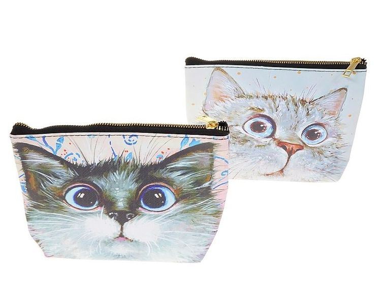 Adar, Koty, kosmetyczka