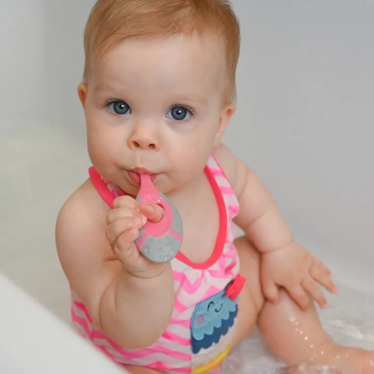 Akuku, szczoteczka do zębów, różowa, 0m+