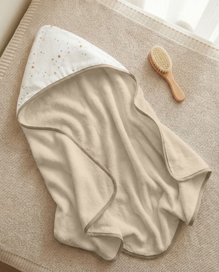 Albero Mio, Gwiezdny pył, ręcznik bambusowy z kapturkiem, 70-120 cm