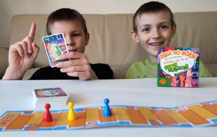 Alexander, Ręka Do Góry! Zgadnij, co to za superbohater, gra familijna