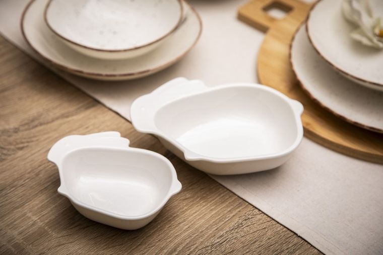 Altom Design, naczynie zajączek, porcelana kremowa, 13,5-10,5-3,5 cm