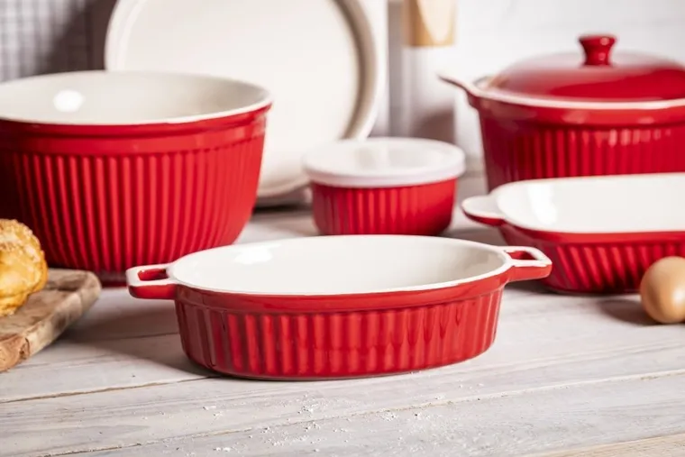 Altom Design, Red Chilli, naczynie ceramiczne do zapiekania, 27-15-6 cm, 900 ml