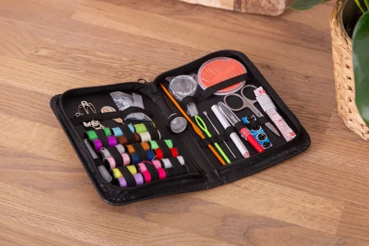 Altom Design, zestaw naprawczy do szycia, 17-11-2 cm, mama niezastąpiona