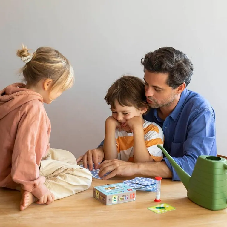 Apli Kids, Znajdź to pierwszy! gra karciana