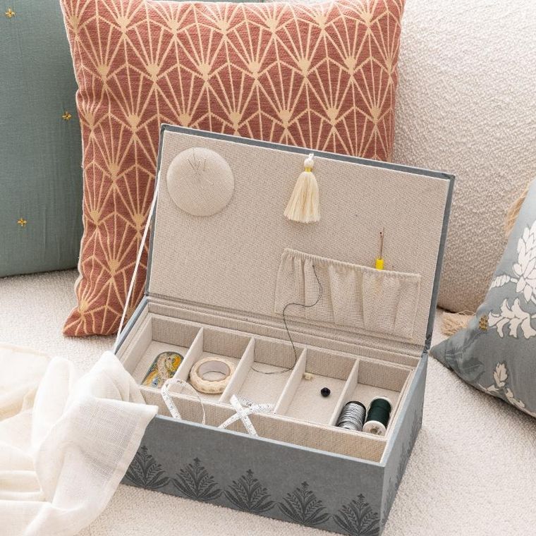 Atmosphera, pudełko na przybory do szycia, Wild romance, 30-18.5-10 cm