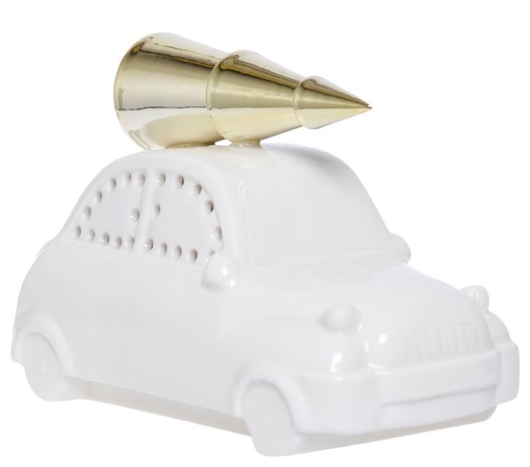 Auto porcelanowe z choinką na dachu, dekoracja