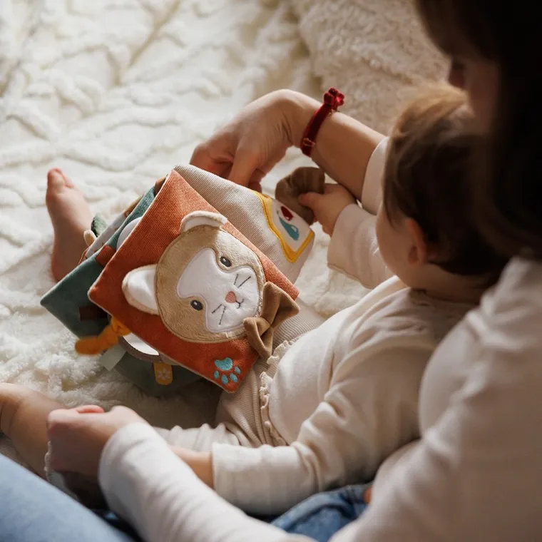 BabyOno, Cow Bingo, książeczka sensoryczna