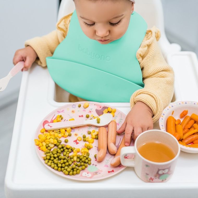 BabyOno, miękki śliniak z kieszonką i regulowanym zapięciem, miętowy