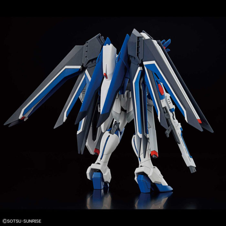 Bandai, HG Cosmic Era, Rising Freedom Gundam, model kolekcjonerski do składania, 1:144