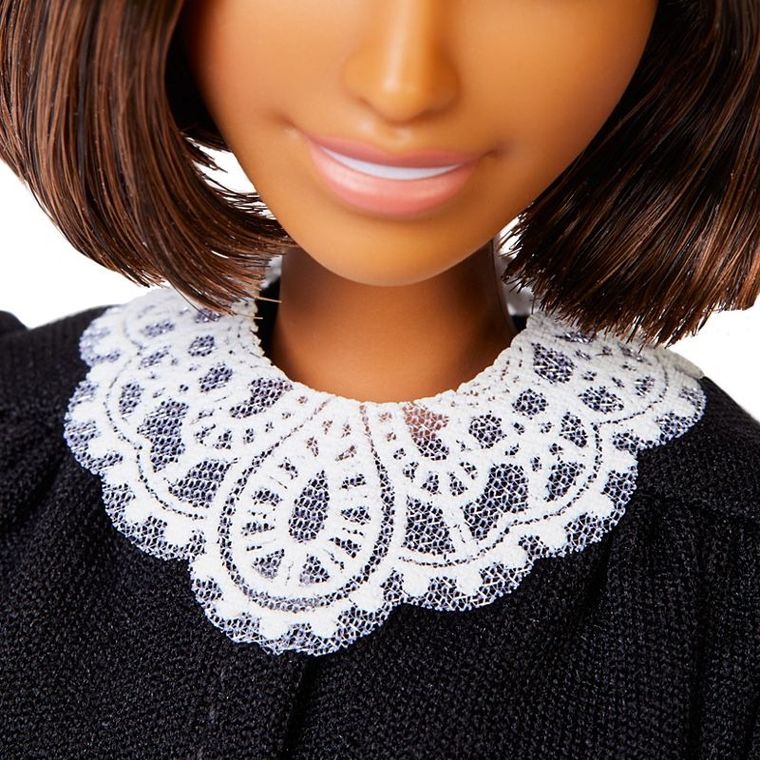 Barbie, Kariera, Sędzia, lalka szatynka