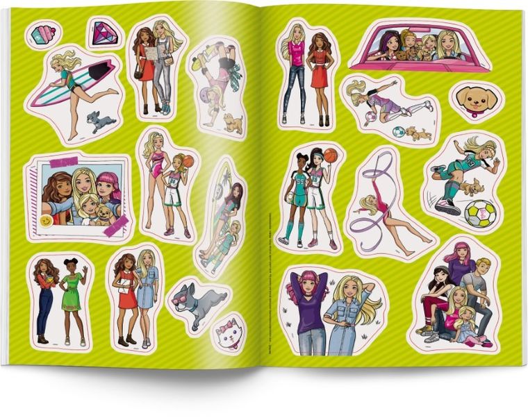 Barbie. Kolorowanka z naklejkami