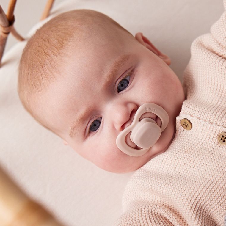 b.box, smoczek symetryczny, 0-6m, jagoda/róż, 2 szt.