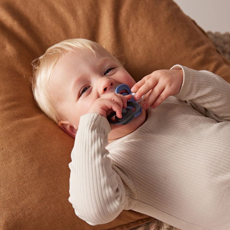 b.box, smoczek symetryczny, 6m+, niebieski/błękit, 2 szt.