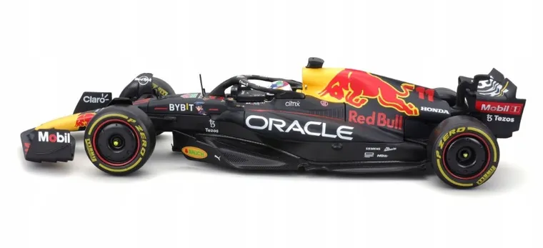 Bburago, Oracle Red Bull Racing Rb18 With Helmet Sergio Perez, Bolid F1, model pojazdu, 1:24