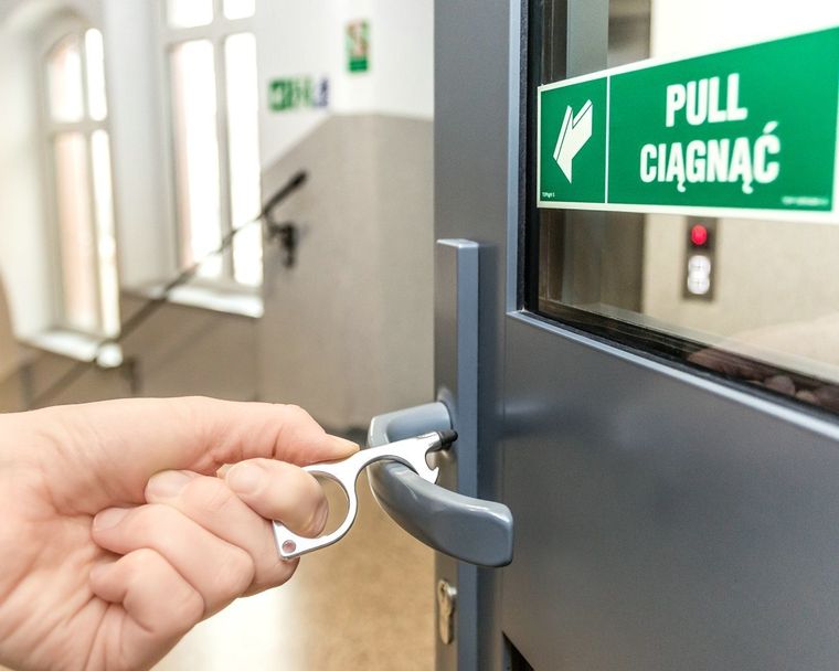 Bezdotykowy dotykacz, srebrny