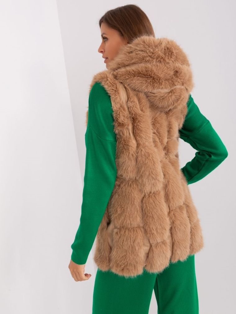 Bezrękawnik damski z kapturem, beżowy, Italy Moda