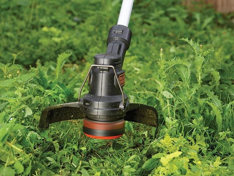 Black&Decker, podkaszarka akumulatorowa, 25 cm, 18V, ST1823