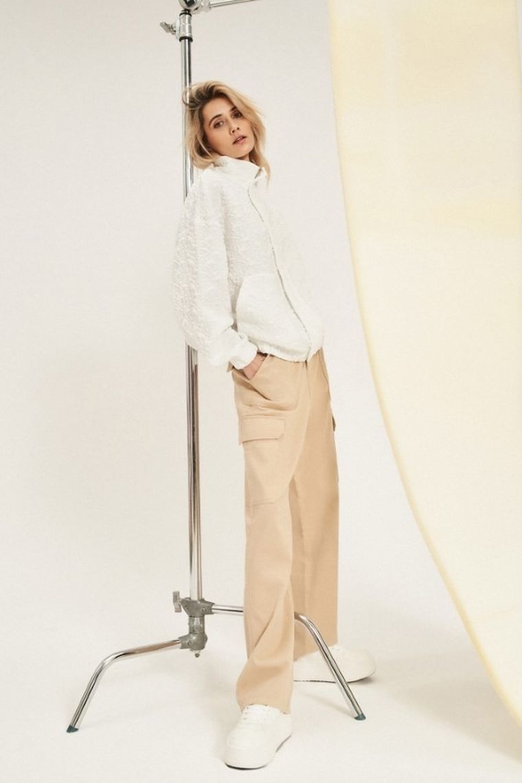 Bluza damska, rozpinana, biała, Moodo