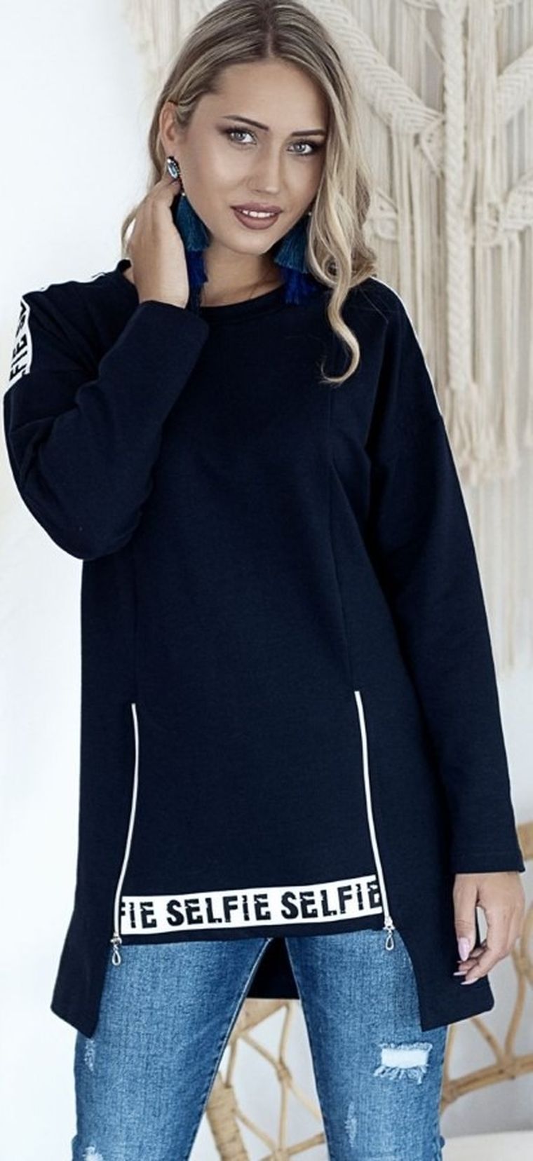 Bluzka damska z długim rękawem, granatowa, asymetryczna, Selfie, M. Hajdan