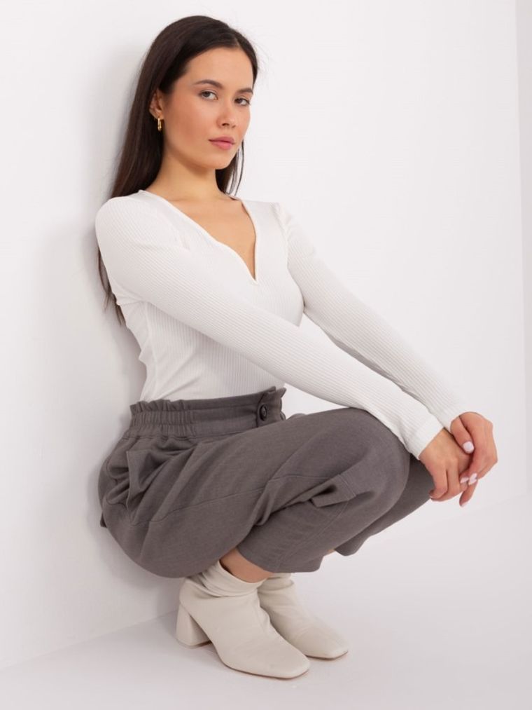 Bluzka damska z długim rękawem, prążkowana, ecru, Basic Feel Good