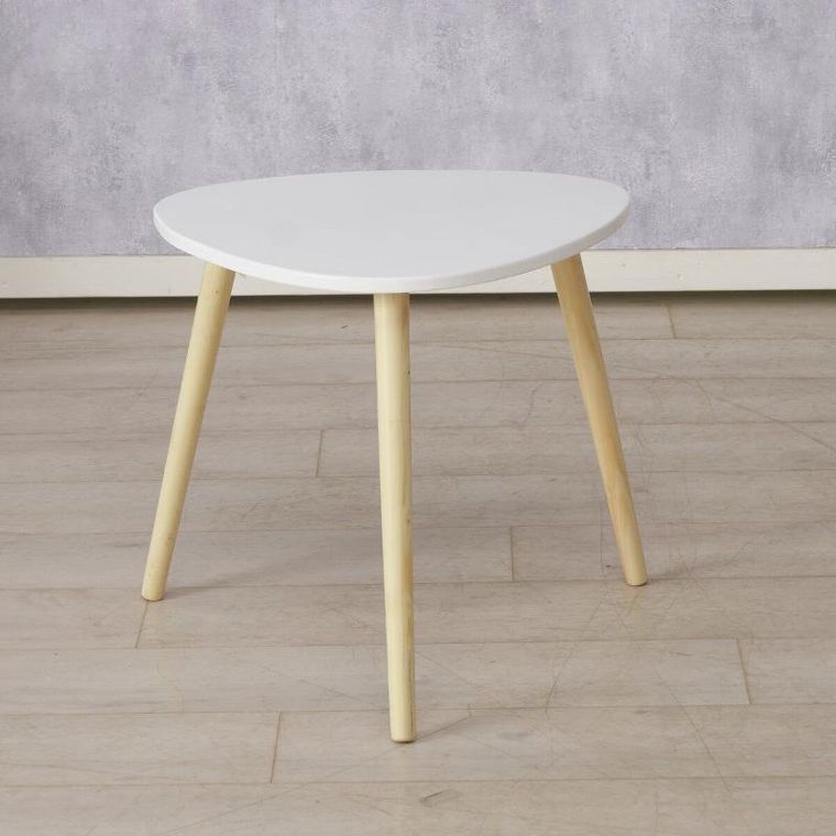 Boltze, drewniany stolik kawowy na 3 nogach, Visby, 45-48 cm