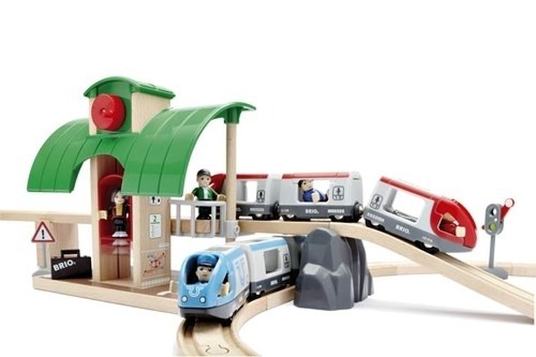 Brio World, zestaw kolejowy z dworcem