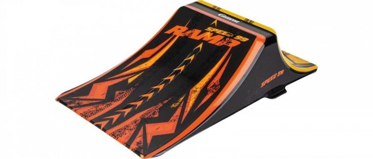 Carrera, High Speed Car, pojazd zdalnie sterowany z rampą, 1:32