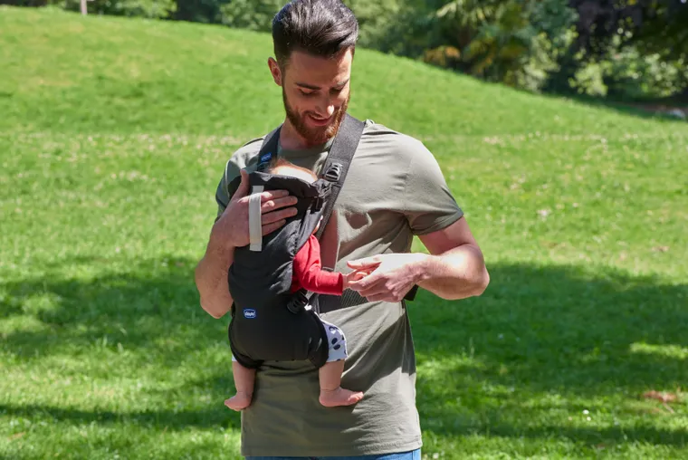 Chicco, Easy Fit, nosidełko dla niemowląt, Black Night