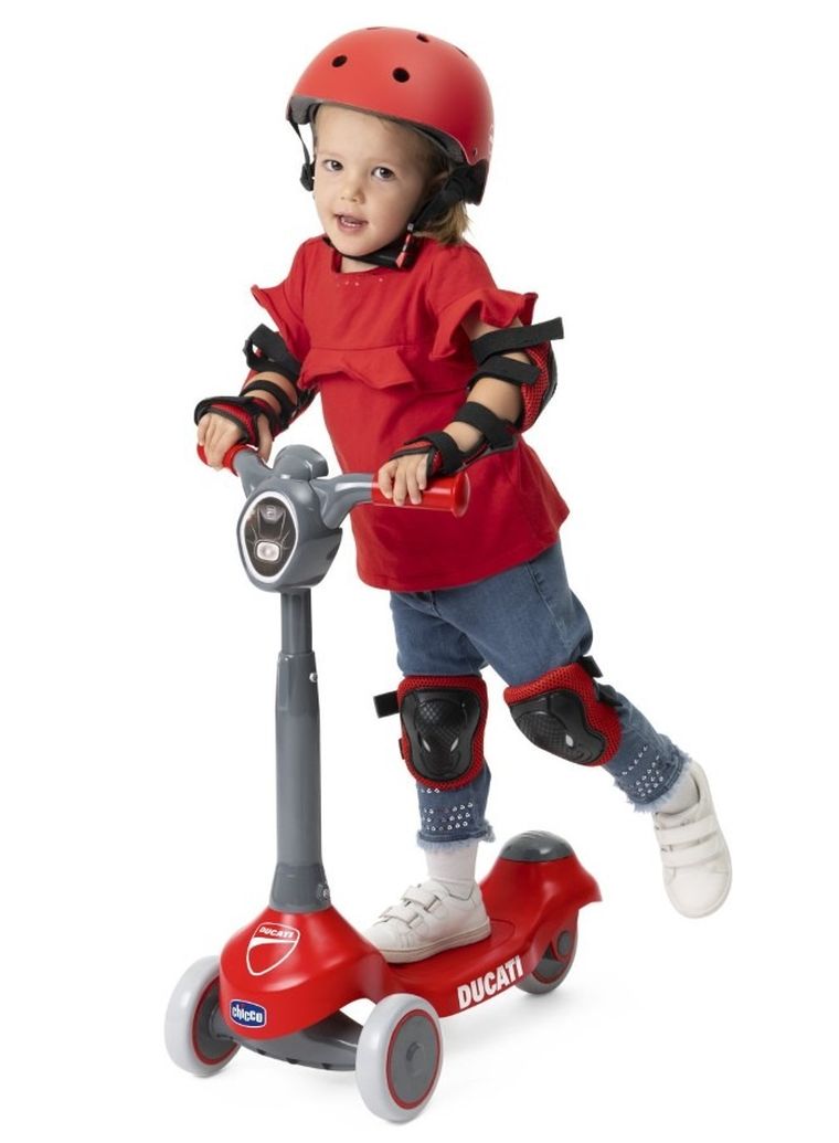 Chicco, First Rides, Ducati, hulajnoga 3-kołowa, czerwona
