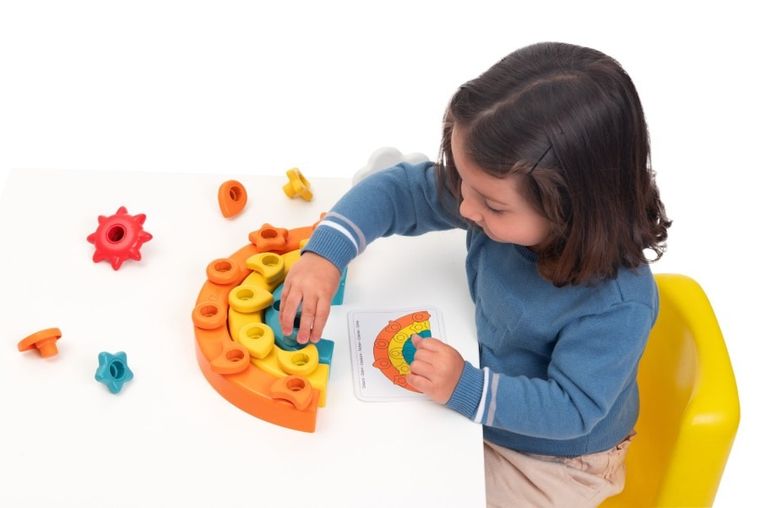 Chicco, Smart2Play, Kolorowe Pinezki, układanka, tęcza