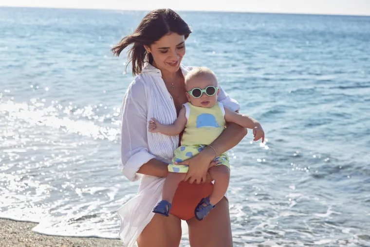 Chicco, Tiffany, okulary przeciwsłoneczne z etui, przyciemniane, 0m+