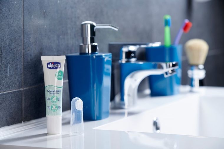 Chicco, wielofunkcyjny żel na ząbkowanie, 30 ml, 4m+