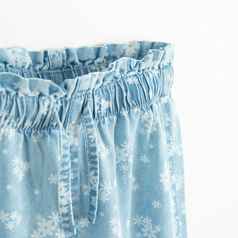 Cienkie jeansy wide z kwiatkami Cool Club