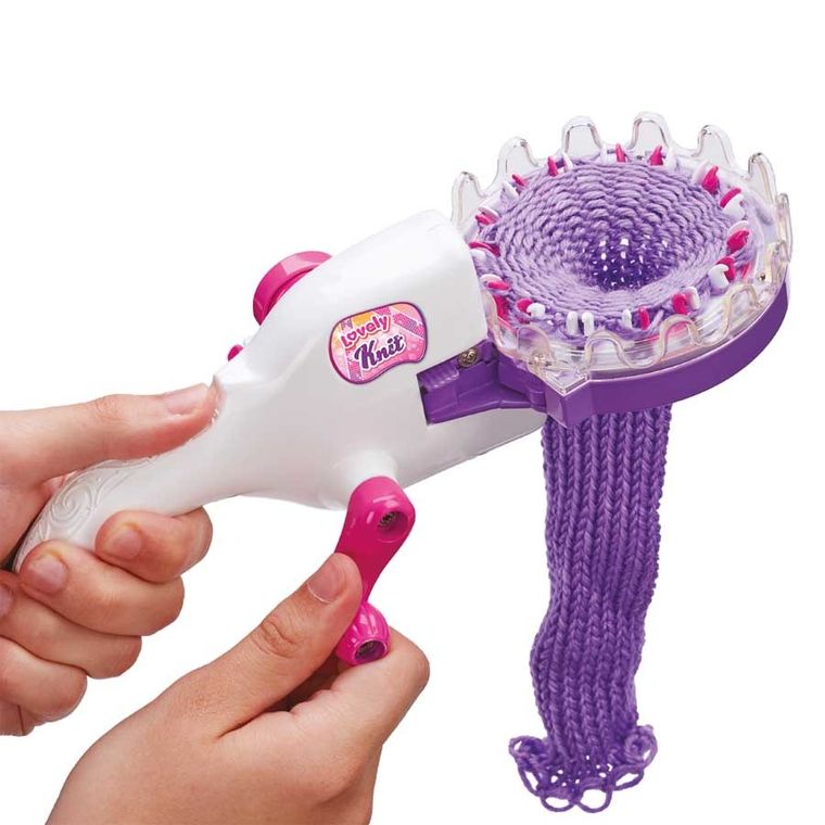 Cobi, Lovely Knit, maszyna dziewiarska