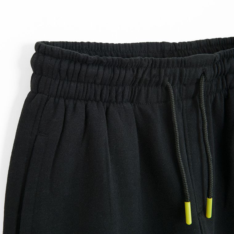 Cool Club, Spodnie dresowe chłopięce, oversize, ocieplane, czarne, SpongeBob