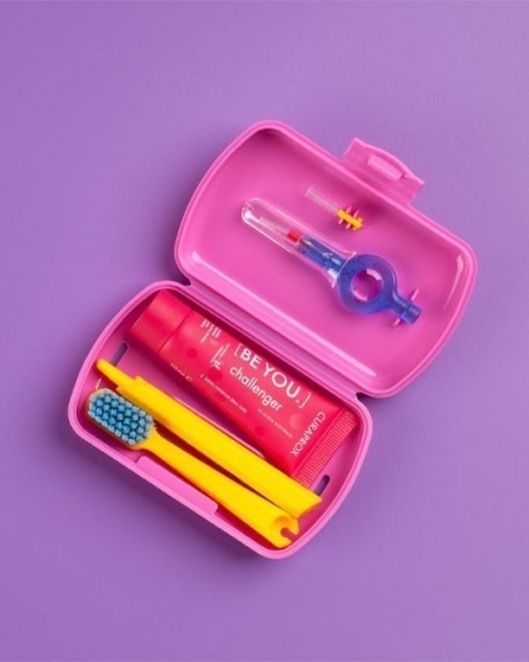 Curaprox, Travel set, zestaw turystyczny, różowy