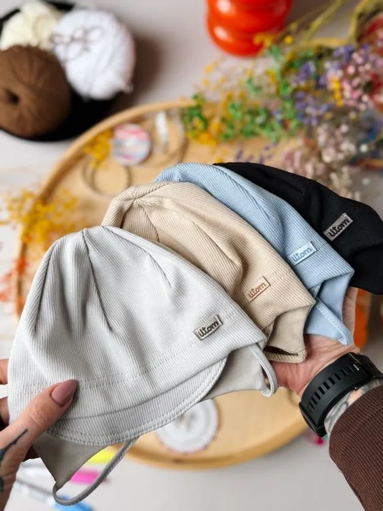 Czapka chłopięca, wiązana, szara, Iltom