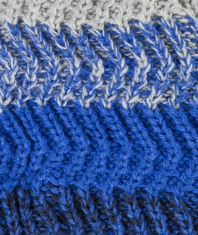 Czapka chłopięca z pomponem, niebieska, Döll