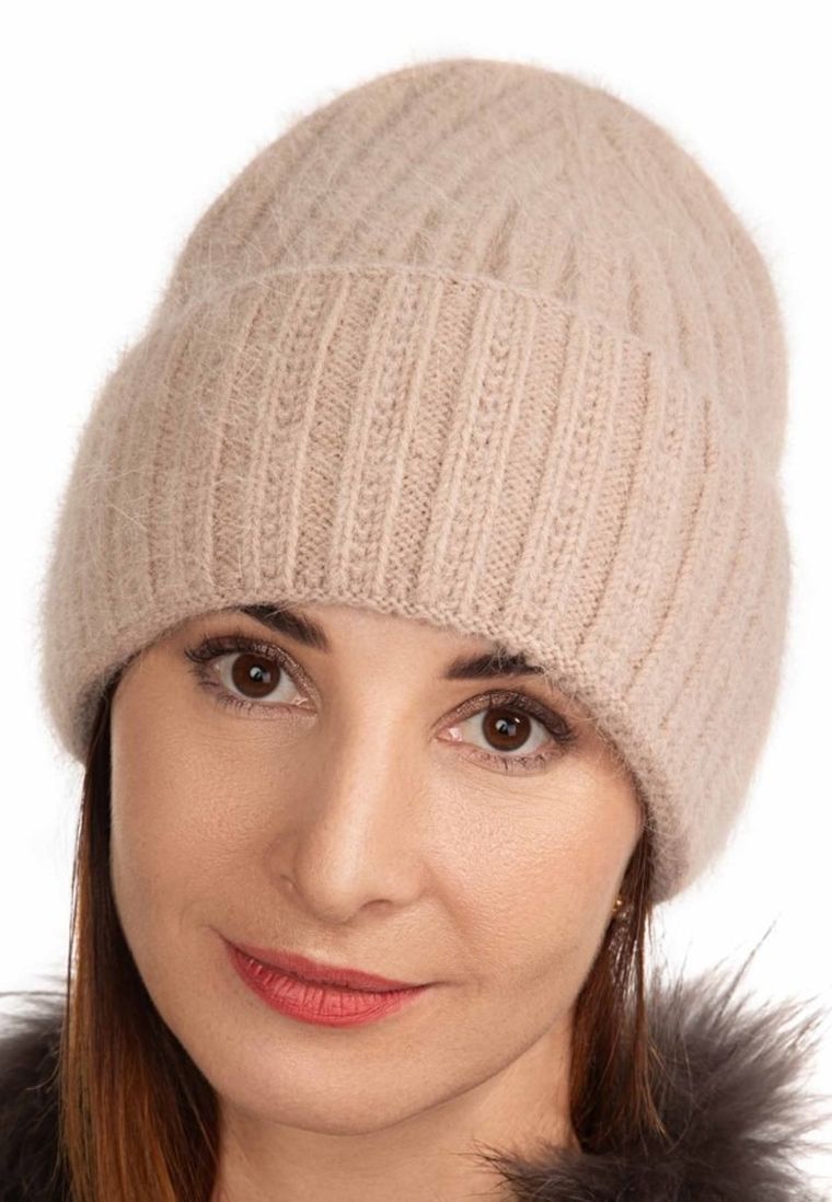 Czapka damska, beżowa, Ambra