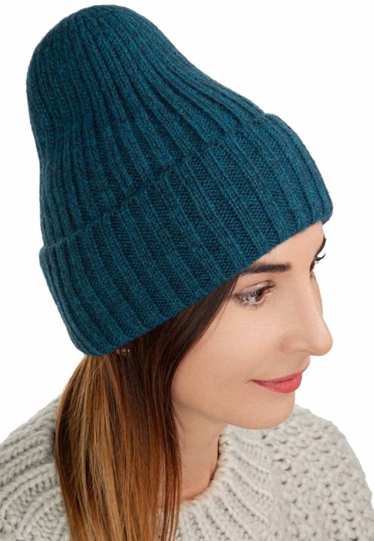 Czapka damska, turkusowa, Ambra