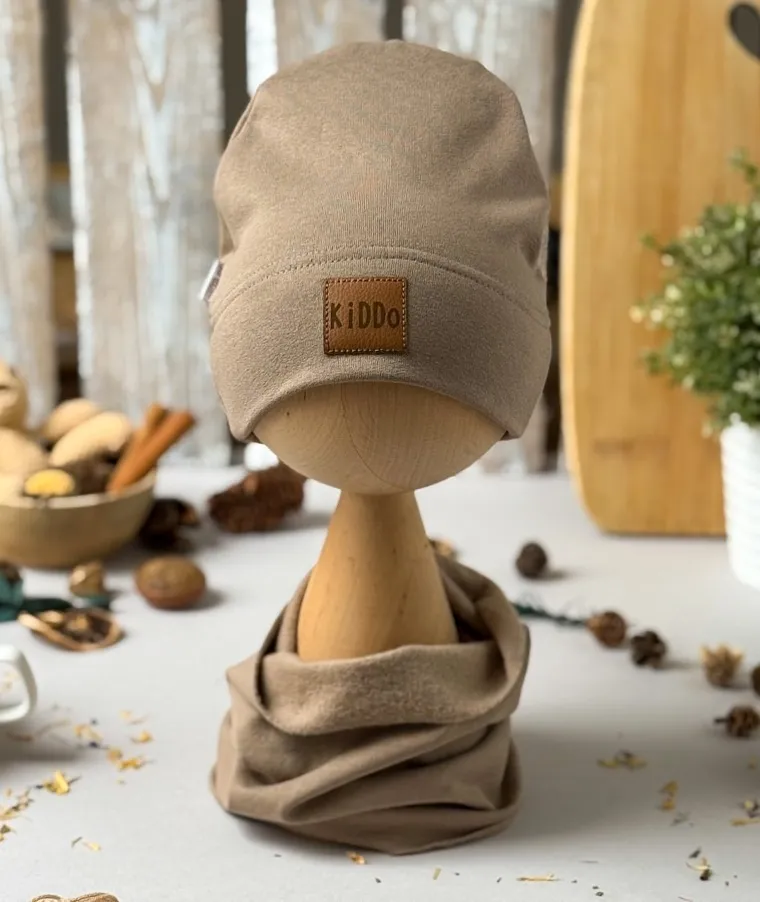 Czapka dziecięca, beżowa, Iltom