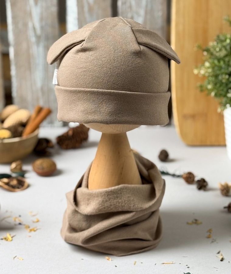 Czapka dziecięca, beżowa, Iltom