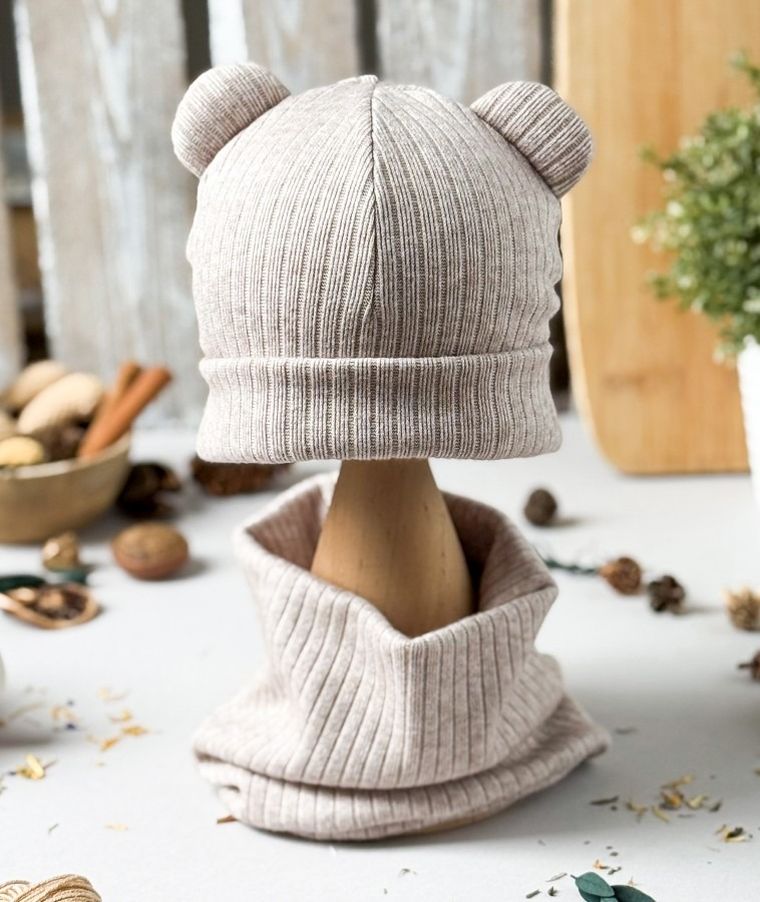 Czapka dziecięca, sweterkowa, beżowa, Iltom