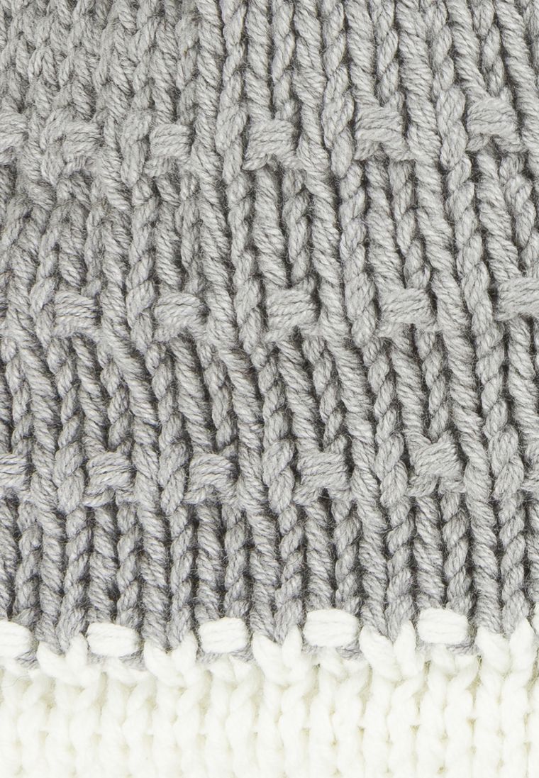 Czapka dziecięca, szara, pompon, Döll