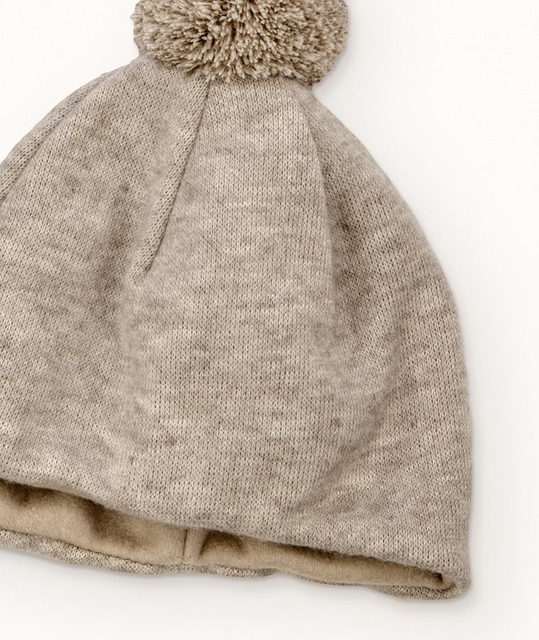 Czapka dziecięca z pomponem, beżowa, Iltom