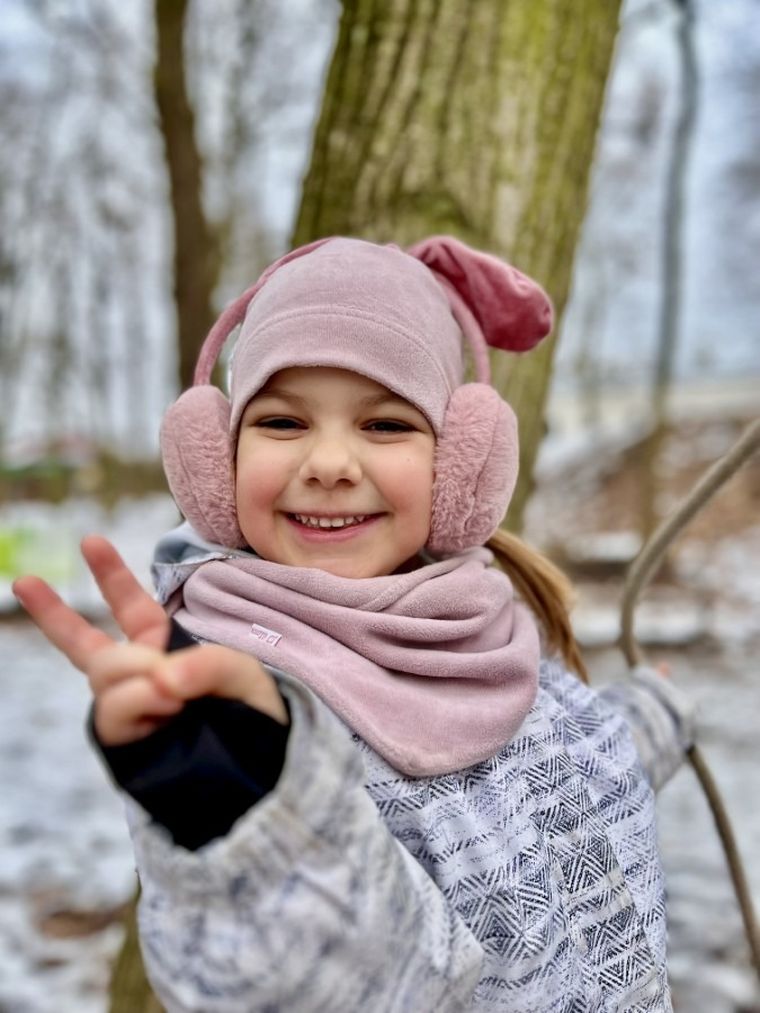 Czapka dziewczęca, różowa, Iltom