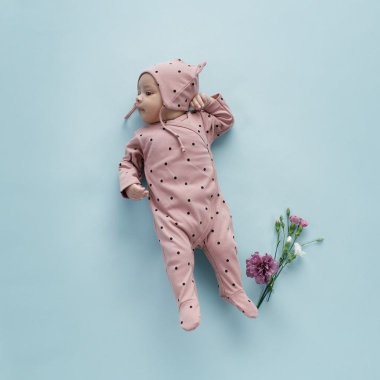 Czapka dziewczęca, wiązana, różowa, Pinokio