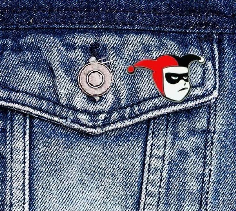 DC Comics, przypinka, Harley Quinn