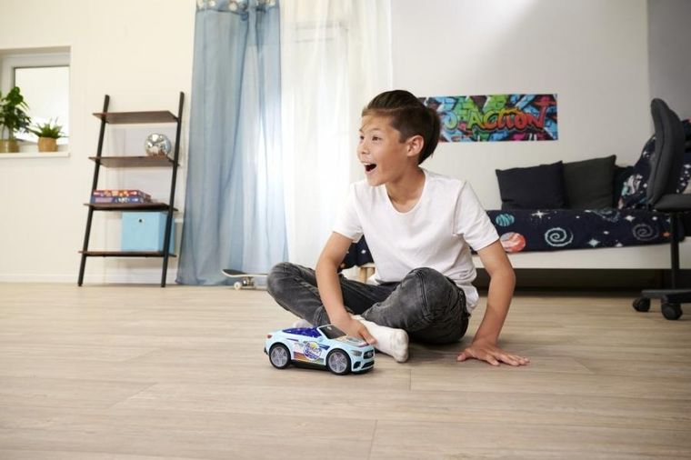 Dickie, Mercedes E Streets Beatz, pojazd, 23,5 cm